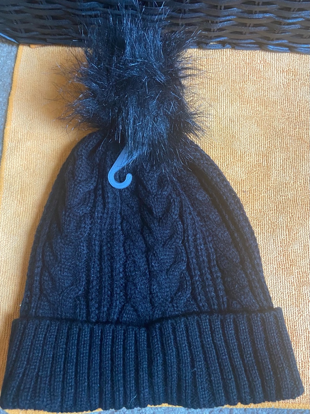 Black Knit Pom Beanie Hat